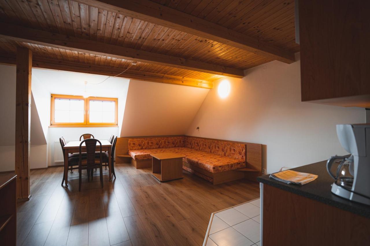 Apartmany Jurica Bozi Dar 84 Exteriör bild
